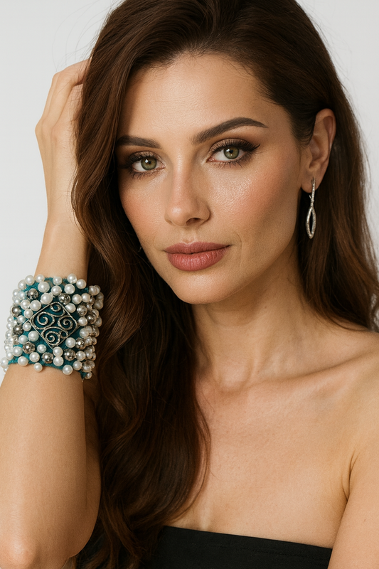 Barroco Handmade Denim Bracelet with Silver Pearl Clusters